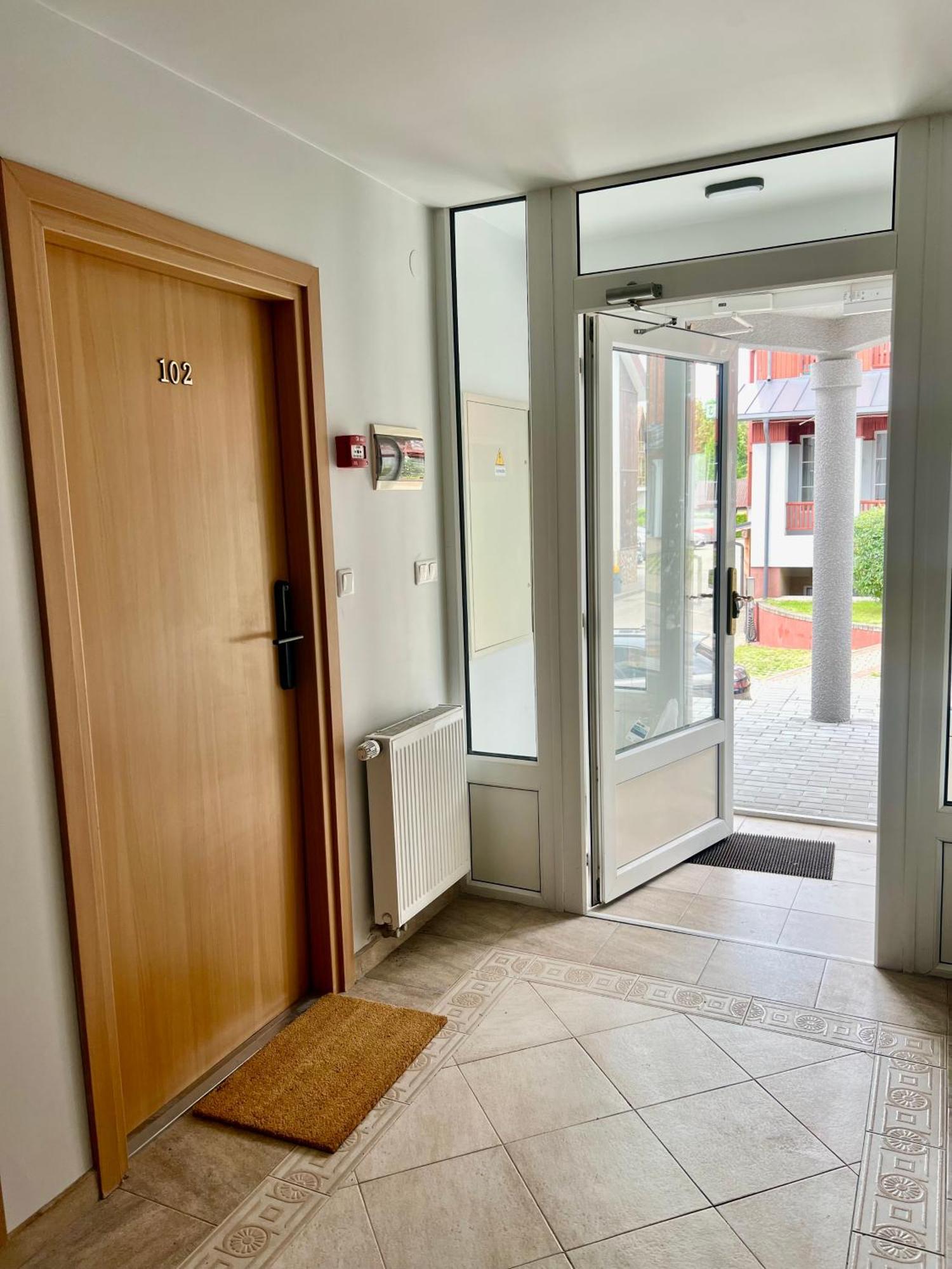 Апартаменты Dabintos Sunny Arch Друскининкай Экстерьер фото